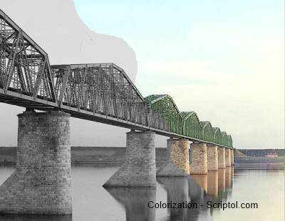 Colorization algorithm,  the bridge